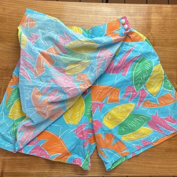 RARE Retro Print 80s Skort with Pockets - Picture 3 of 9